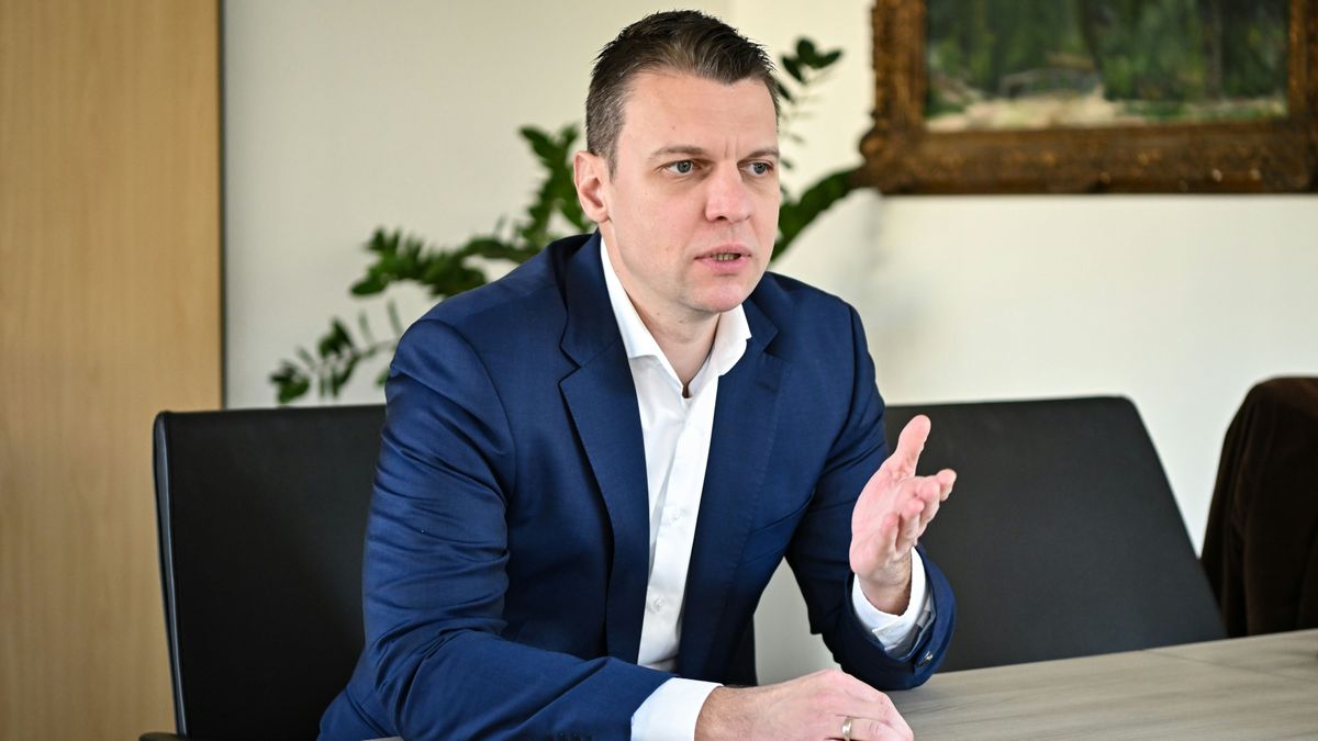Tamas Menczer: A Ceasefire and Negotiations Are Needed
