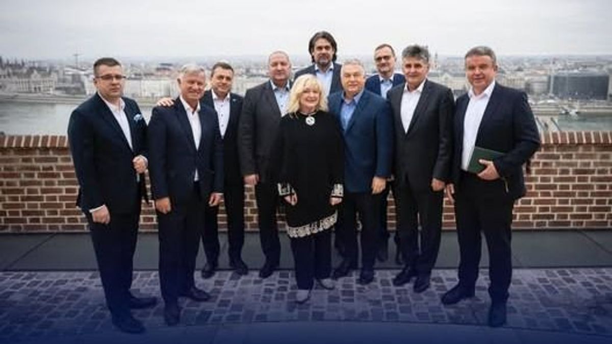 Zajlik a munka a karmelitában, Orbán Viktor fotóval jelentkezett