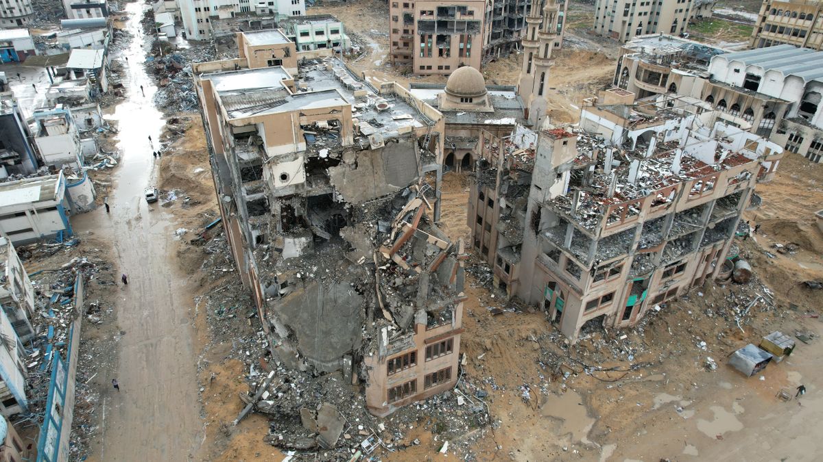 Israeli attacks reduce universities in Gaza to rubble