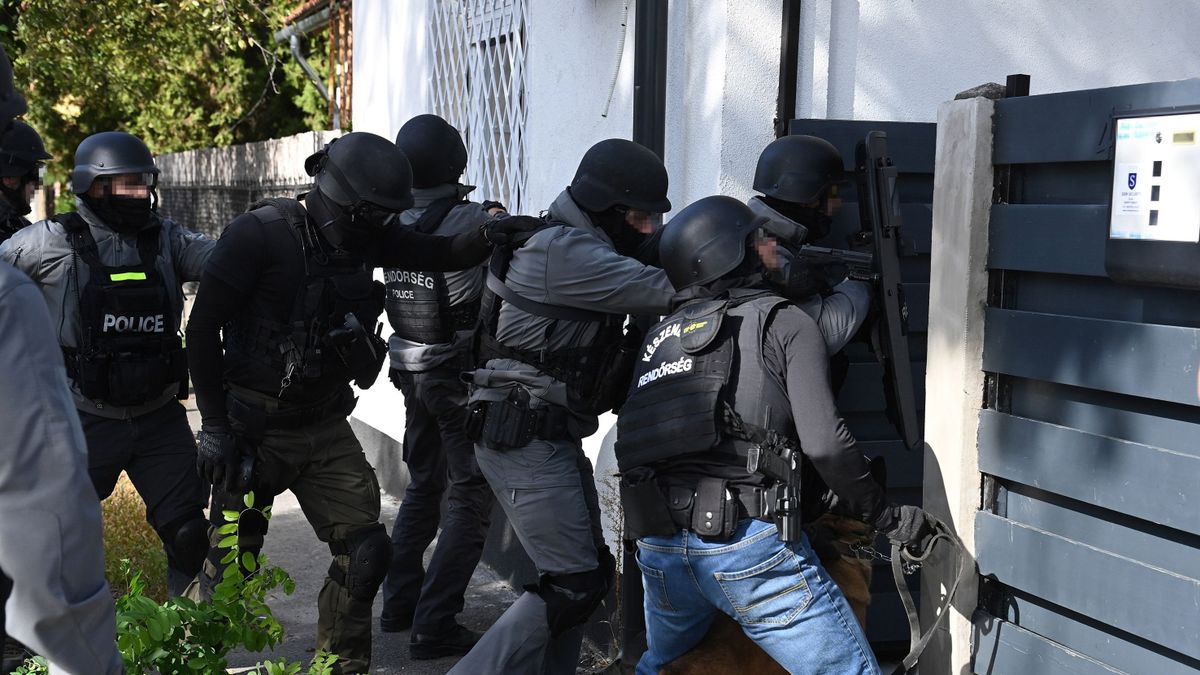 Iskolában is terjesztette a drogot a bűnbanda, amelynek tagjait elfogták a rendőrök