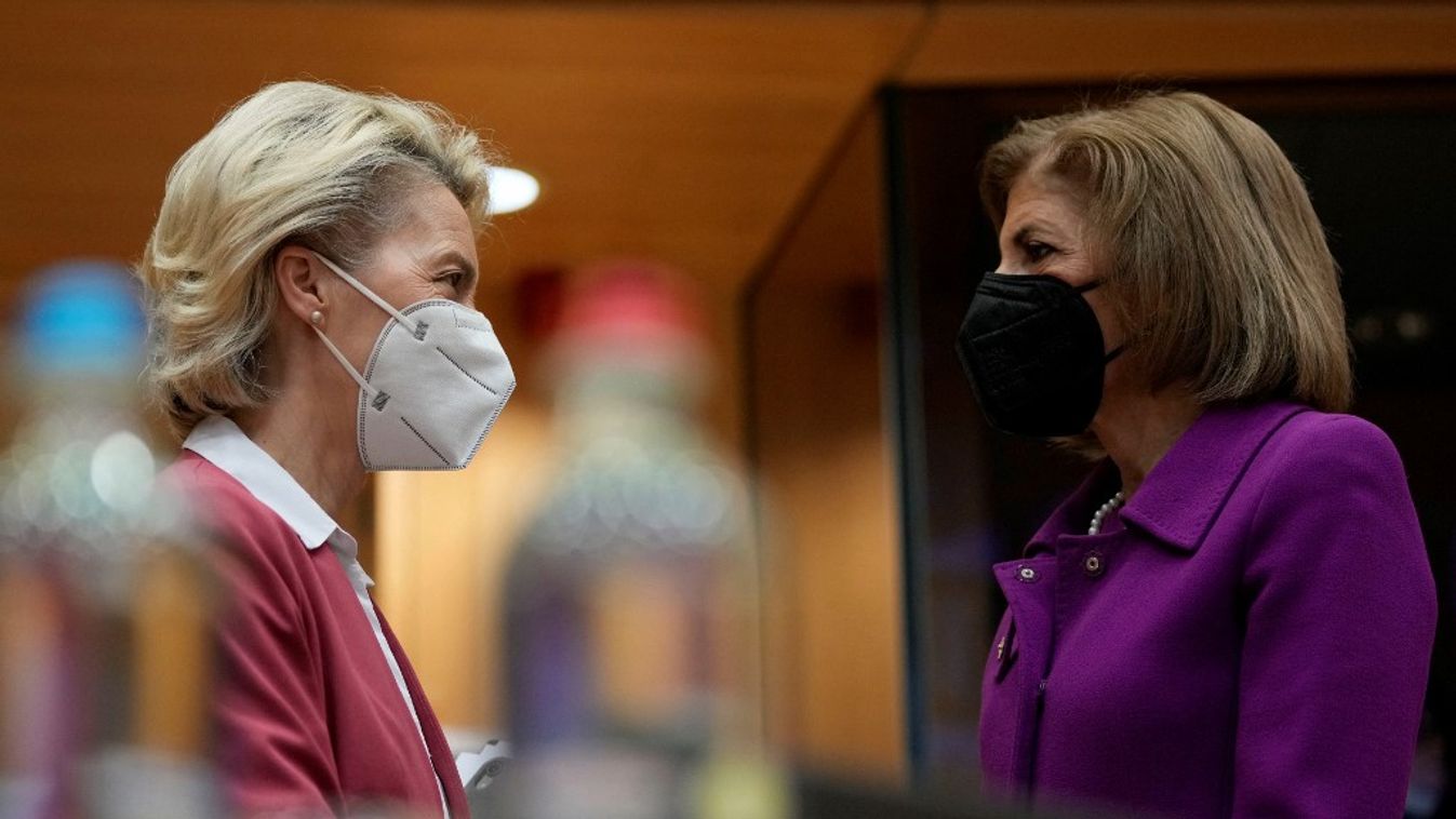 European Commission President Ursula von der Leyen and European Commissioner for Health Stella Kyriakides during the pandemic (Photo: AFP/POOL/Virginia Mayo)