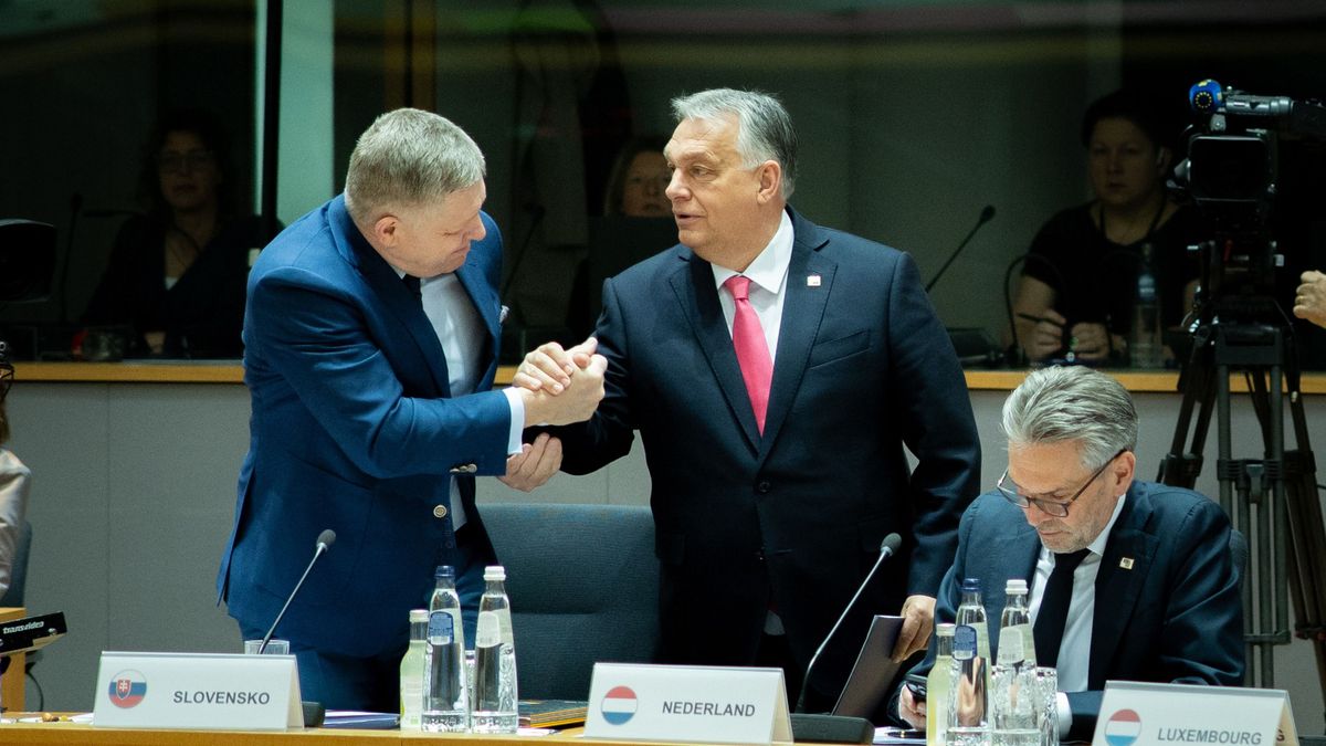 Orbán Viktor: Nem szabad megengednünk, hogy a magyar családok fizessék a háború gazdasági költségeit
