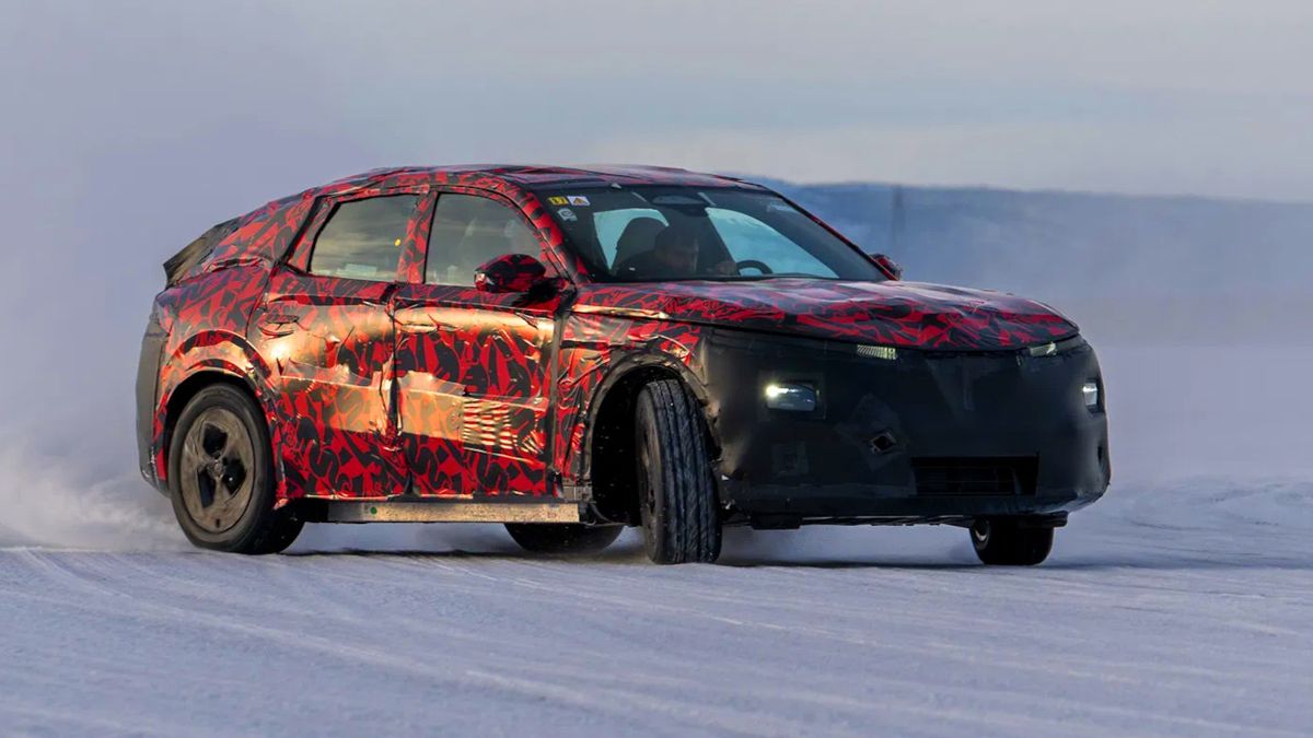 Hivatalos kémfotón a következő Alfa Romeo Stelvio