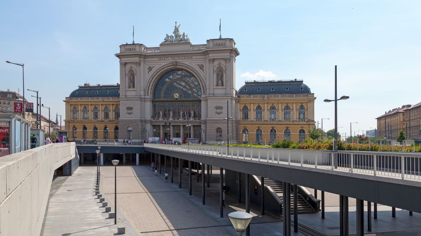 Budapest, Hungary - June 20 2018: Budapest Keleti (eastern) railway station (Hungarian: Budapest Keleti pályaudvar) is the main international and inter-city railway terminal in Budapest, Hungary.

2320752663

Shutterstock

BreizhAtao