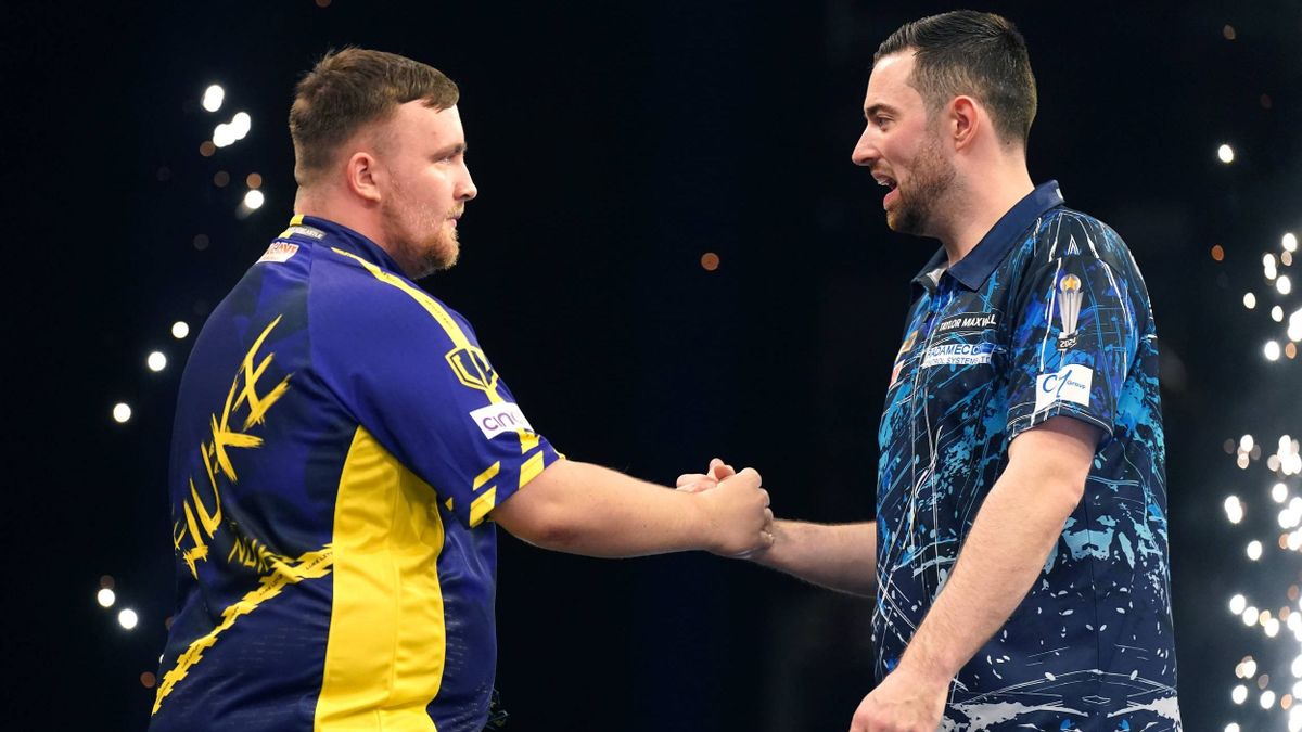 Luke Littler a legvégén omlott össze, Phil Taylor is segített legyőzni őt