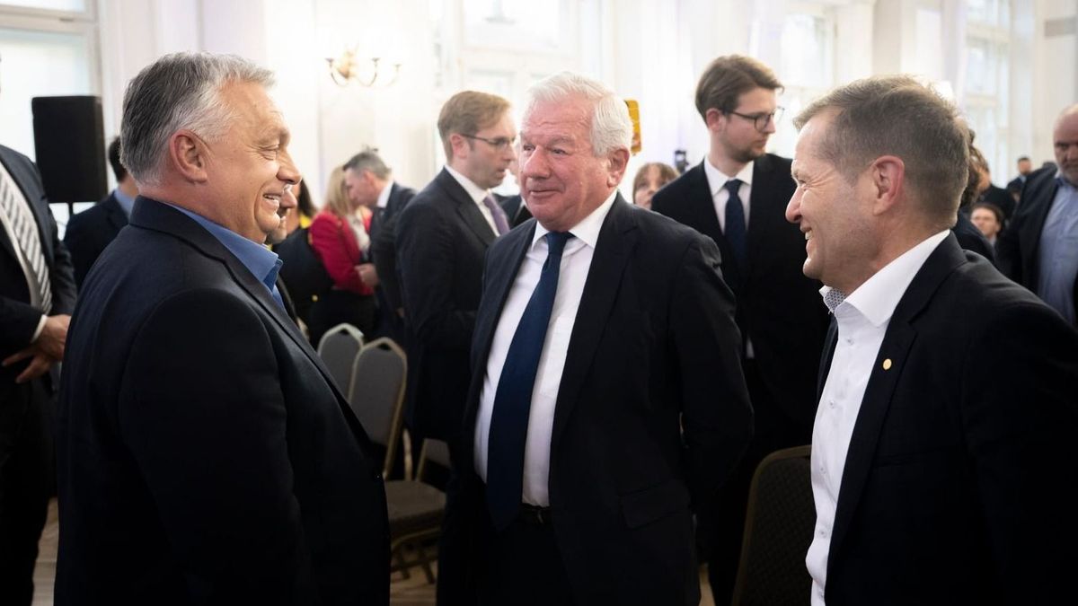 Újabb fényképek Orbán Viktor szegedi látogatásáról