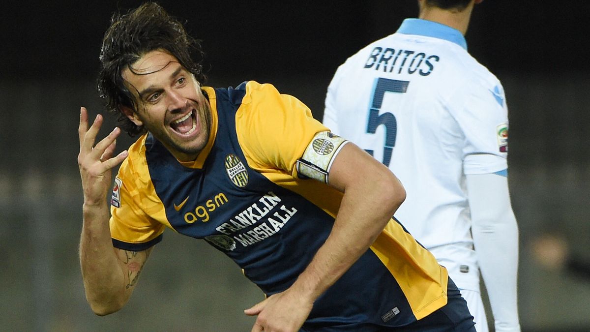 Luca Toni, Hellas Verona, Serie A