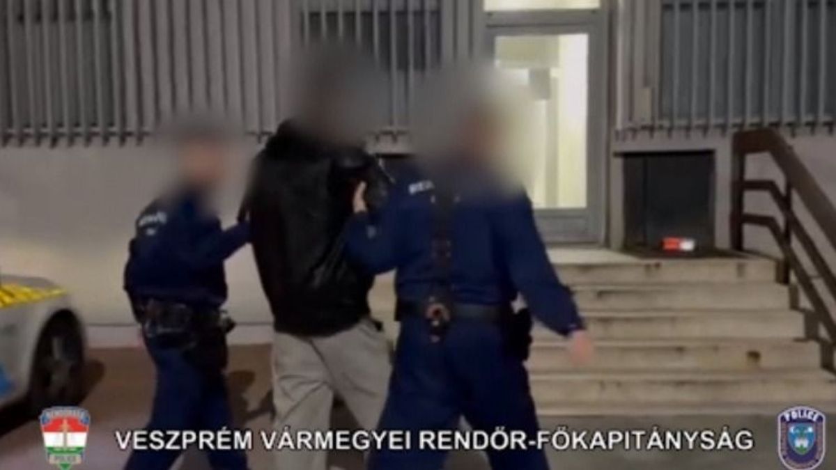 Szatírt fogtak a belvárosban