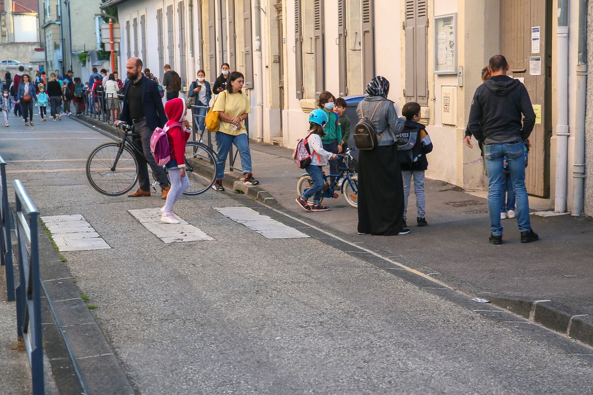 Illusztráció. Németországban a nem muszlim diákoknak is kötelezővé tették volna a muszlim ünnepséget