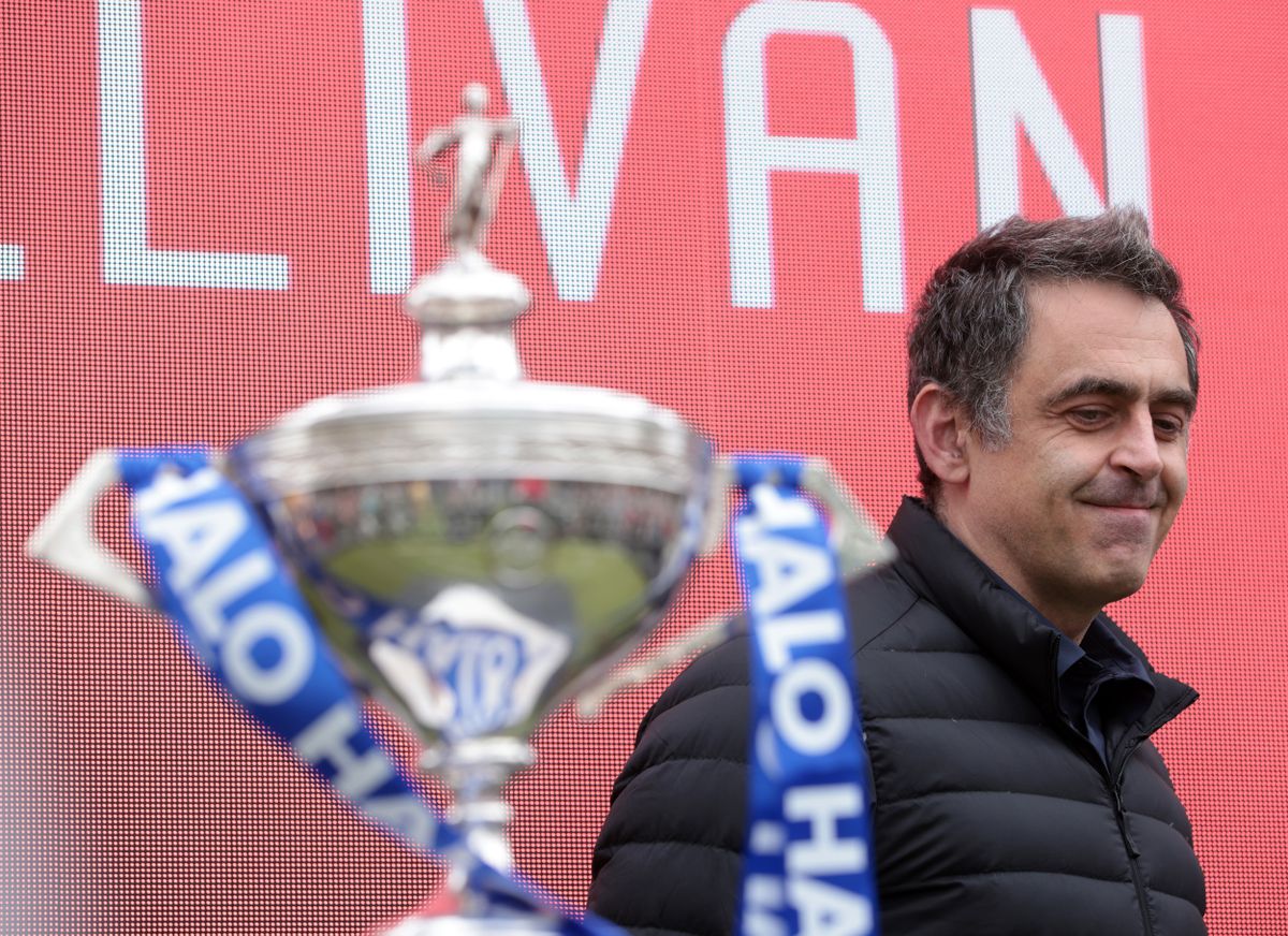 Ronnie O'Sullivan hétszer már elnyerte a snooker világbajnokság trófeáját, szerinte Csao Hszin-tung (Zhao Xintong) is világbajnok lesz