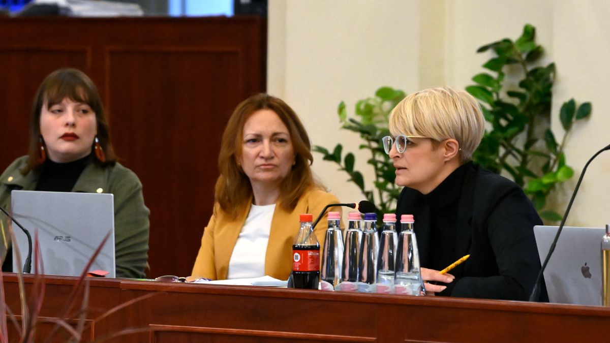 Fővárosi Fidesz: nincs több színház, nincs több limonádé