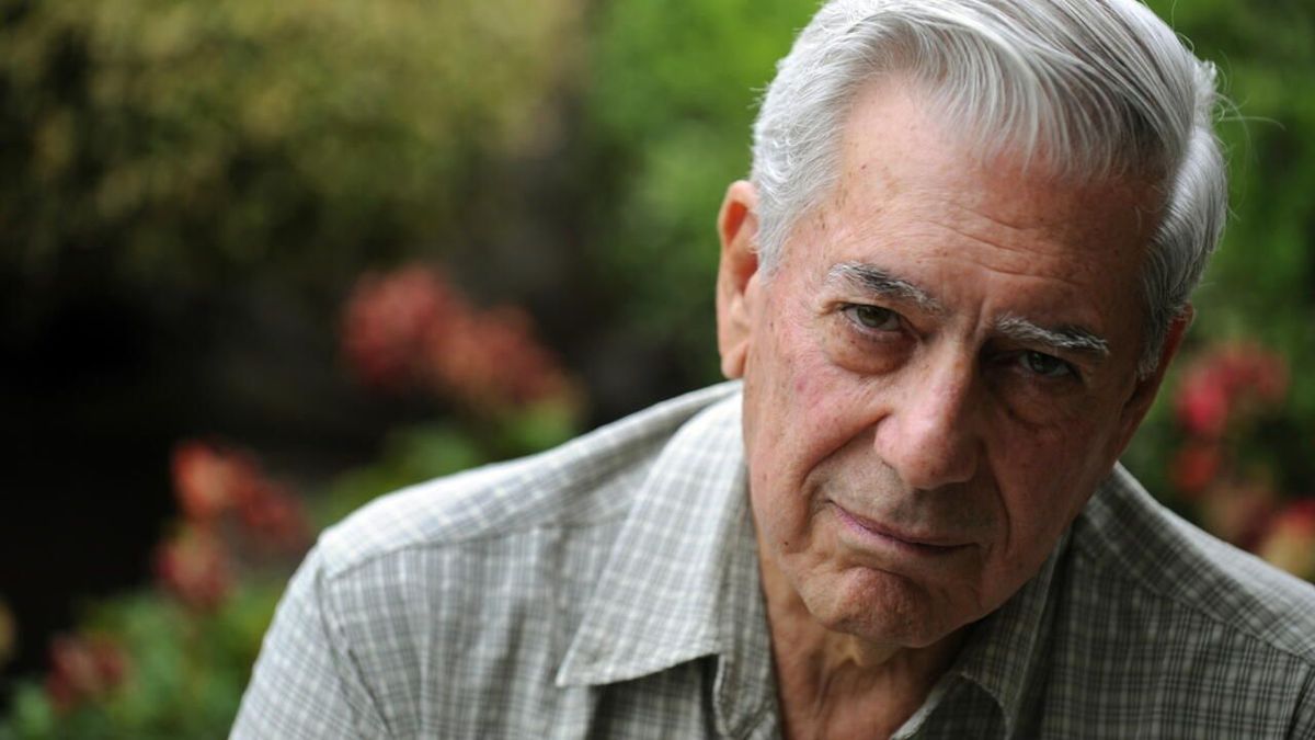 Meghalt Mario Vargas Llosa Nobel-díjas író