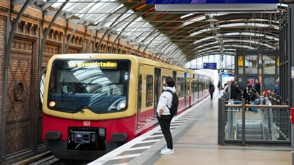 Hazánkban egyedülálló vasúti fejlesztésen dolgozik a MÁV + videó