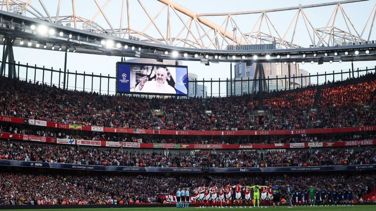 Botrány lett Ferenc pápa gyászszünetéből az Arsenal–PSG BL-elődöntőn