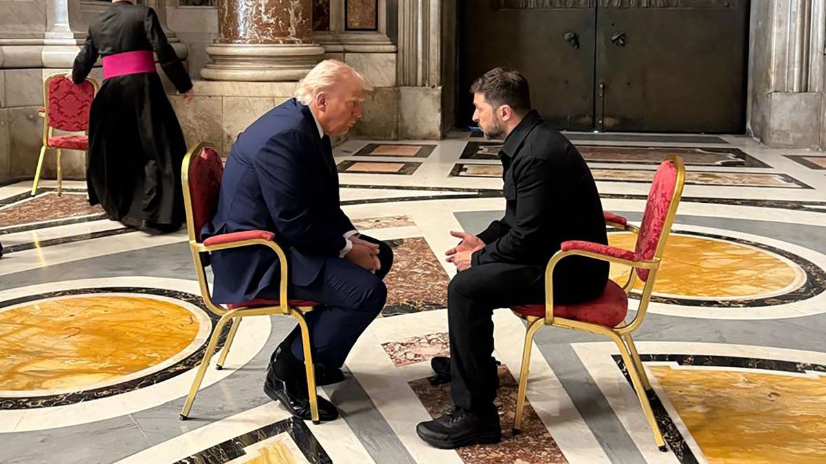 Trumppal találkozott Rómában Zelenszkij
