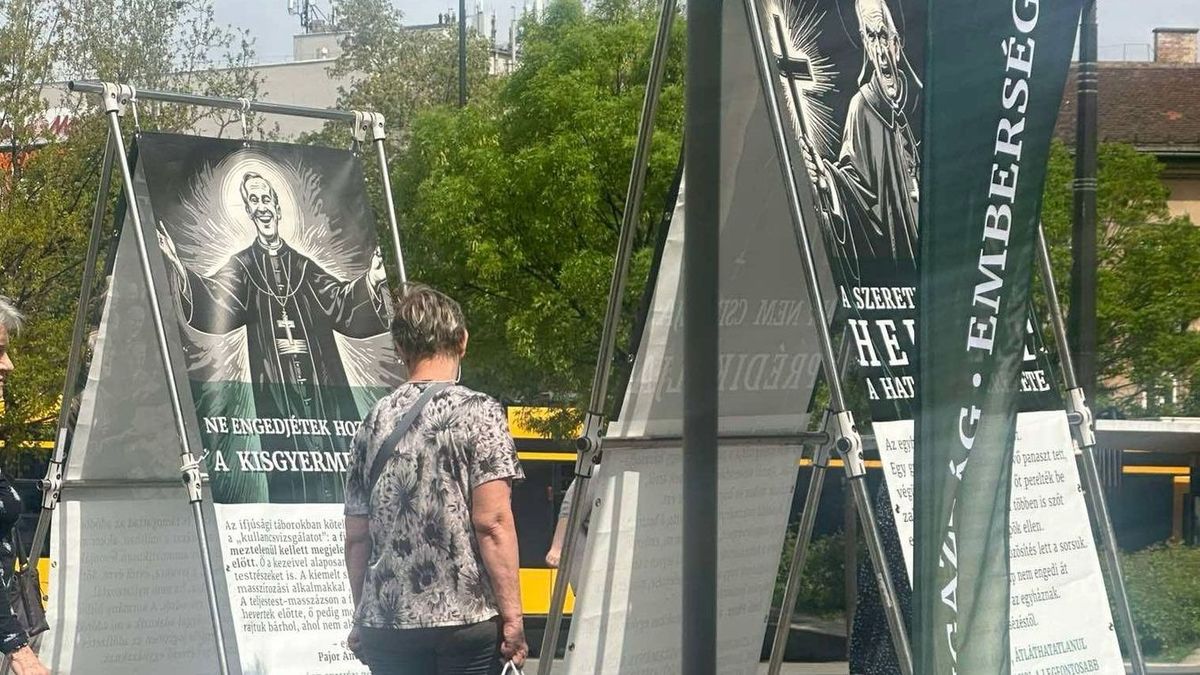 Még Karácsony emberének áll feljebb, lopással vádolja az egyházakat