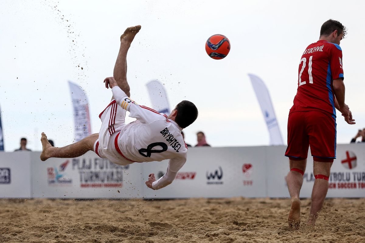 Ihar Bristel, Fehéroroszország strandfocisztárja akcióban, a Seychelles-szigeteki FIFA vb-n is főszereplő lehet