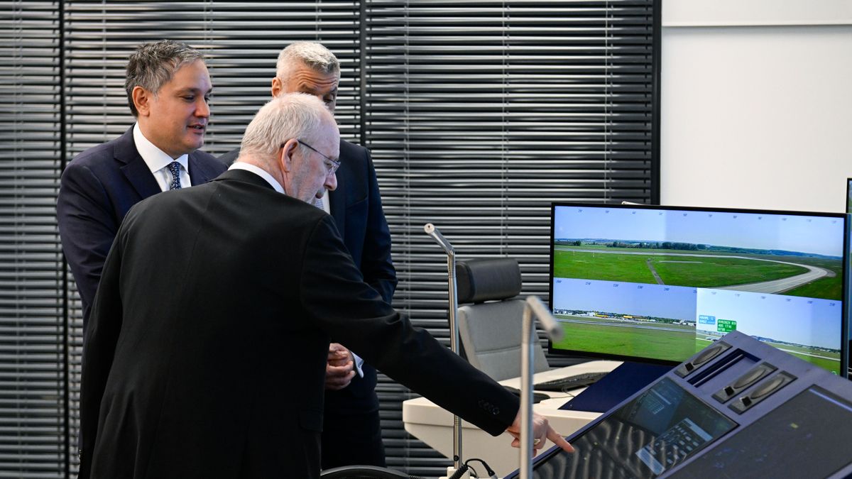 Egyedülálló légiirányítás távolról is