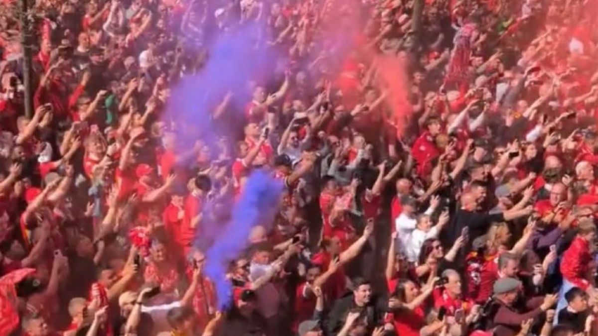 Az Everton szurkolói belerondítottak a Liverpool nagy ünnepébe + videó