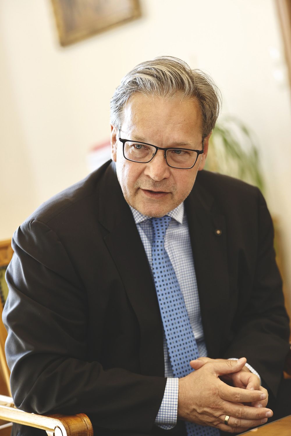 Vejkey Imre országgyűlési képviselő húsvéti élményeiről és Erdő Péter esélyeiről is beszélt