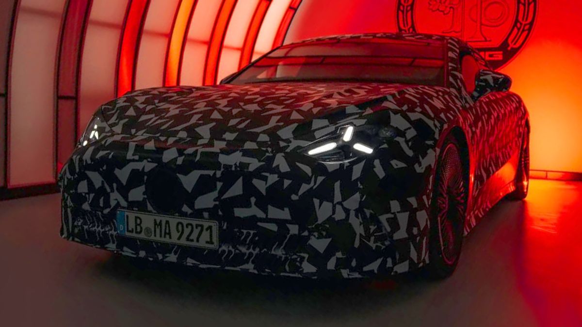 Újabb képeken a csillagszemű Mercedes-AMG villanyautó