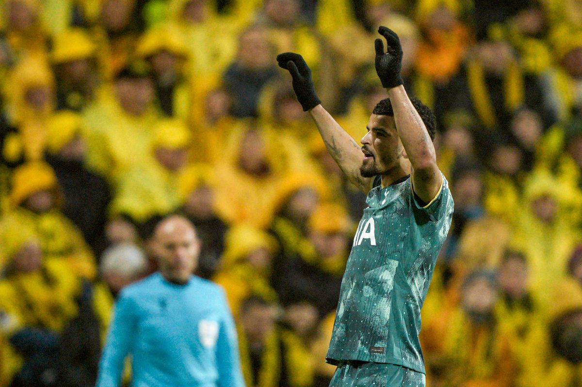 Tottenham Hotspur's English forward #19 Dominic Solanke celebrates scoring his team's first goal jumps during the UEFA Europa League semi-final second leg football match between Bodoe/Glimt and Tottenham Hotspur in Bodoe, Norway on May 8, 2025. (Photo by Stian Lysberg Solum / NTB / AFP) / Norway OUT