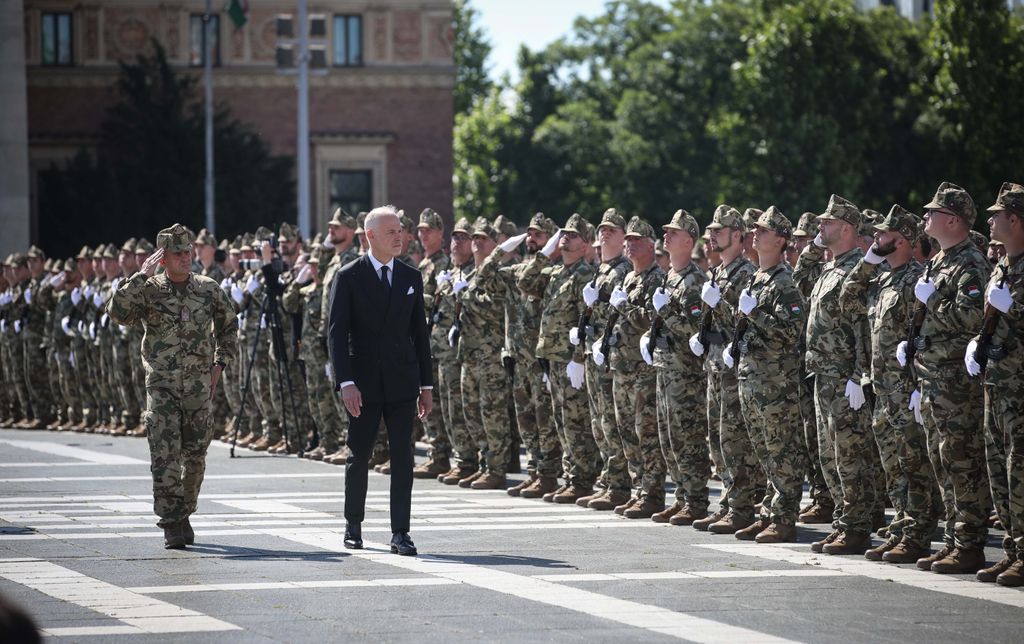 Magyar Hősök Emlékünnepe a Hősök terén Szalay-Bobrovniczky Kristóf