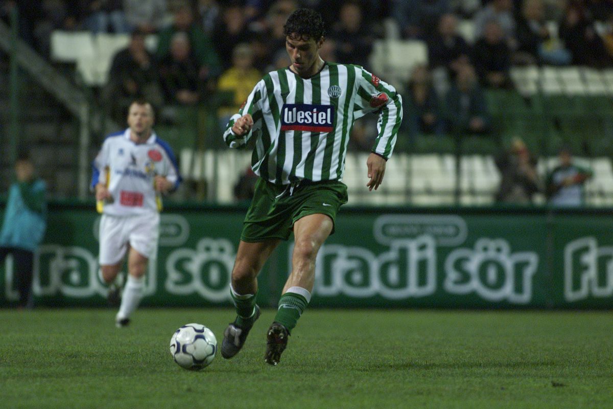 Dragóner Attila 2003-ban és 2004-ben is drámai bajnoki hajrában vett részt az FTC játékosaként
