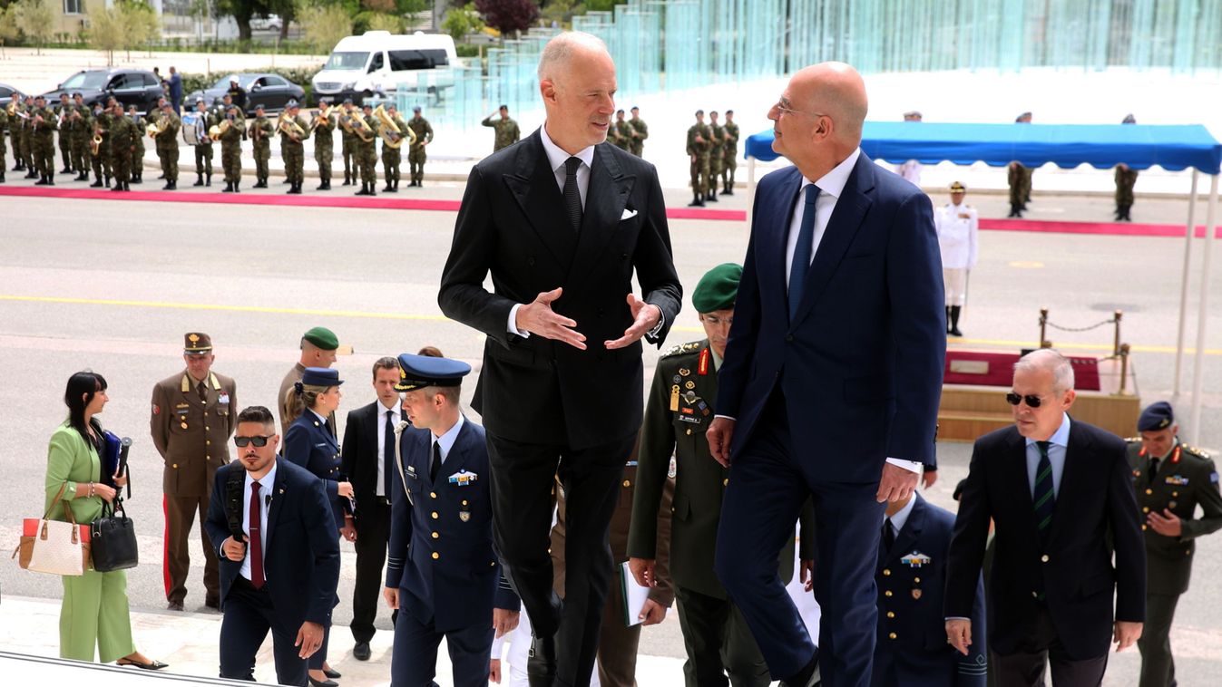 Szalay-Bobrovniczky Kristóf Görögországban

MTI/EPA/ANA-MPA

Alexandrosz Beltesz