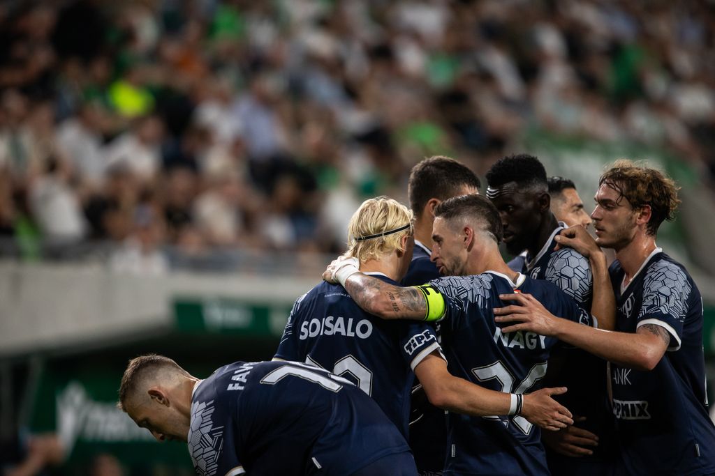 Soisalo kapja a gratulációkat, de Szalai Gábor öngóljával szerzett vezetést a Puskás Akadémia az FTC ellen az NB I rangadóján