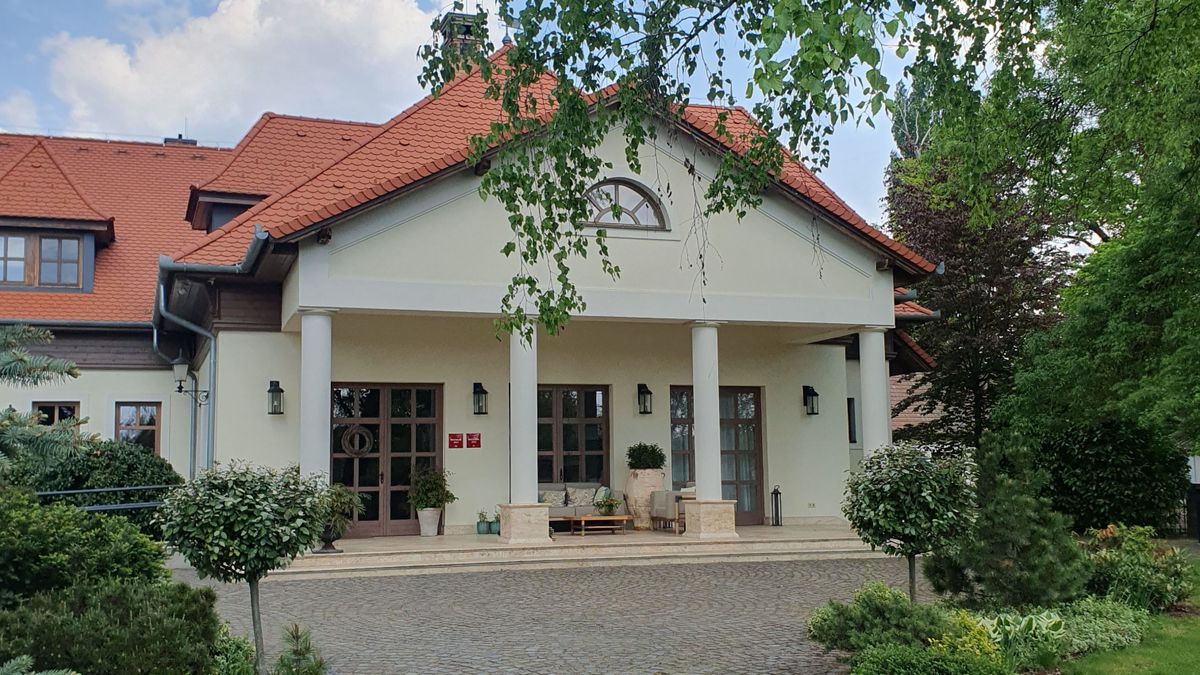Pest vármegye rejtett ékköve a dánszentmiklósi Botanica