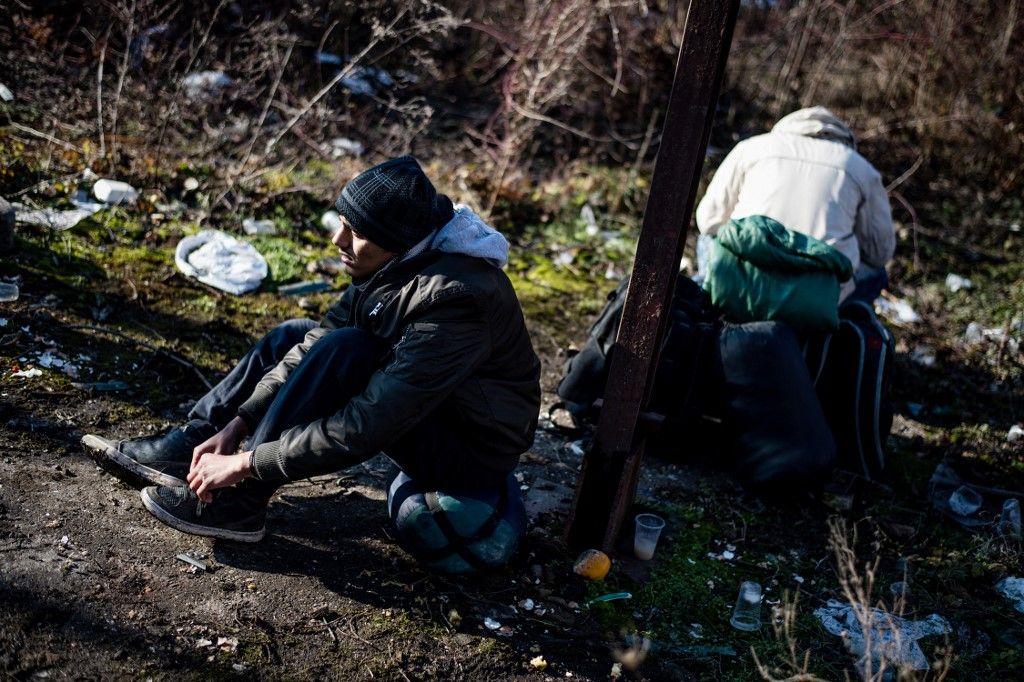 Illusztráció. Migránsok Sid közelében (Fotó: AFP)