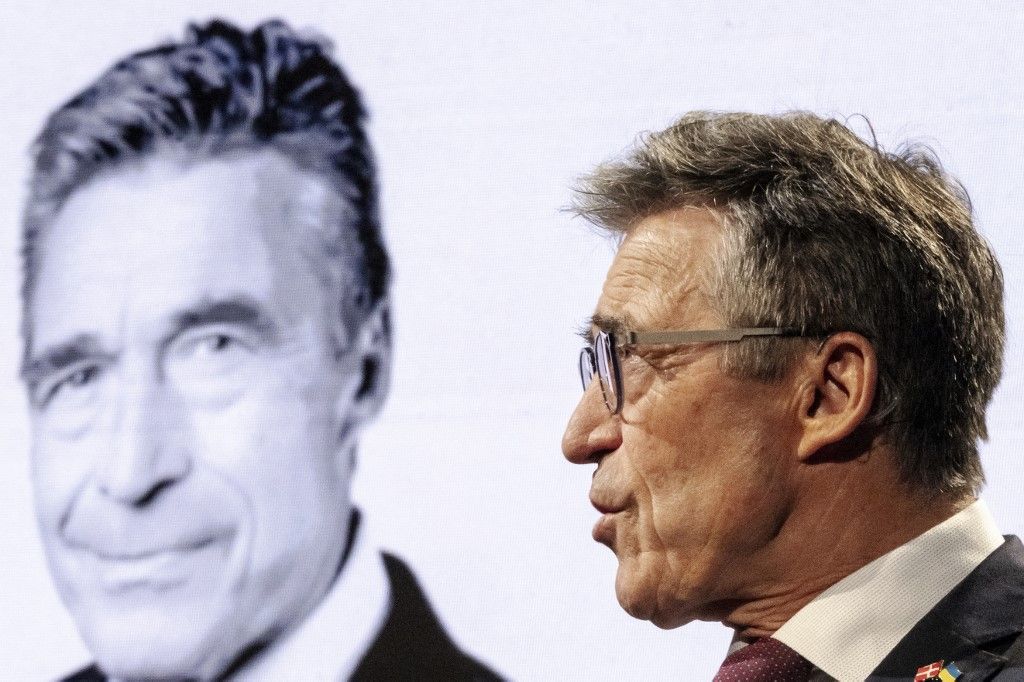 Former Danish Prime Minister, former Secretary General of NATO and founder and Chairman of The Alliance of Democracies Foundation, Anders Fogh Rasmussen addresses guests at the two-day Copenhagen Democracy Summit at the Royal Danish Playhouse in Copenhagen on May 13, 2025. (Photo by Mads Claus Rasmussen / Ritzau Scanpix / AFP) / Denmark OUT