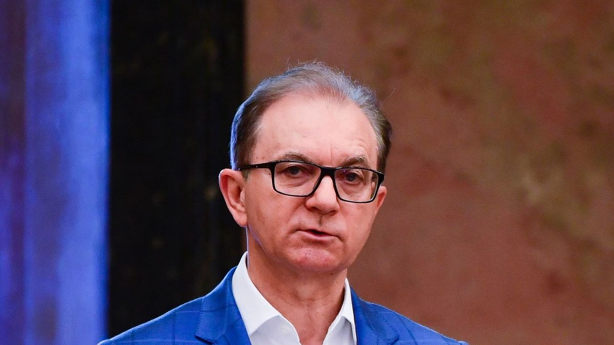 Budapest, 2021. május 21. Tóth Csaba, az MSZP képviselője felszólal a 2022-es költségvetési törvényjavaslat általános vitáján az Országgyűlés plenáris ülésén 2021. május 21-én. MTI/Koszticsák Szilárd Fotó: Koszticsák Szilárd