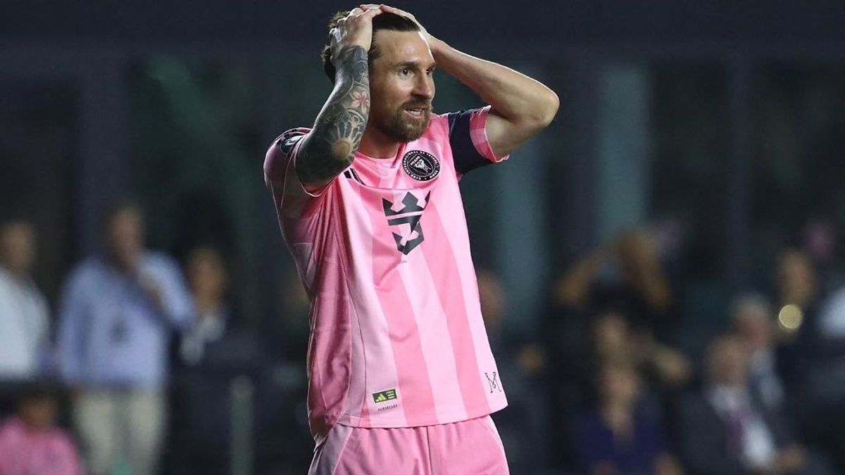 Lionel Messi talán még sosem borult ki annyira, mint az éjjel + videó