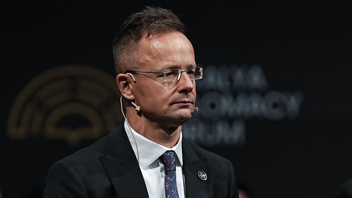 Szijjártó Péter: Magyarország kiveszi a részét a józan ész forradalmából (Fotó: AHMET SERDAR ESER / ANADOLU)