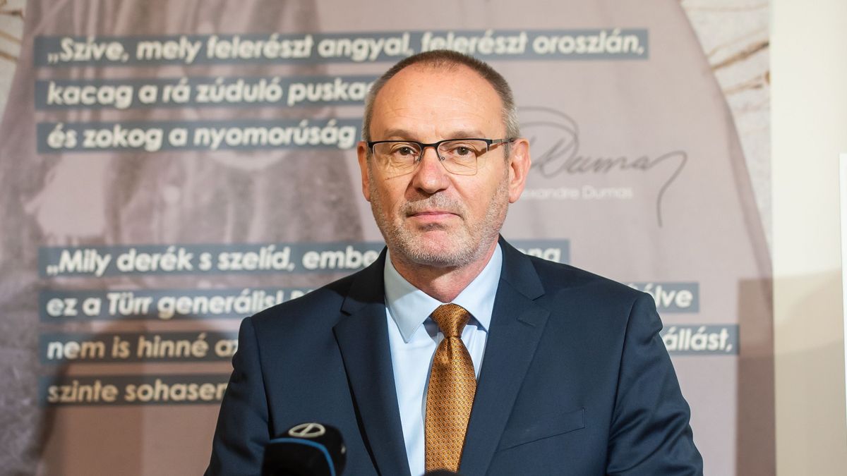 Itt a bejelentés: őszig segítséget kapnak a nyugdíjasok a kormánytól, mutatjuk mennyit spórolhatnak
