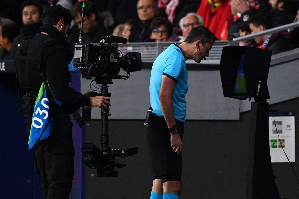 Kassai Viktor és a VAR - Ausztriában kritizálták a munkáját