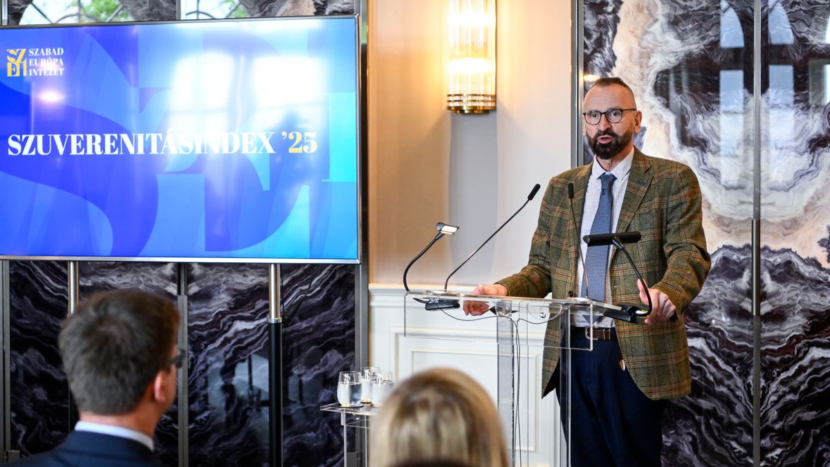 Atomhatalmat előz Magyarország, Szájer Józsefék új rangsort állítottak fel