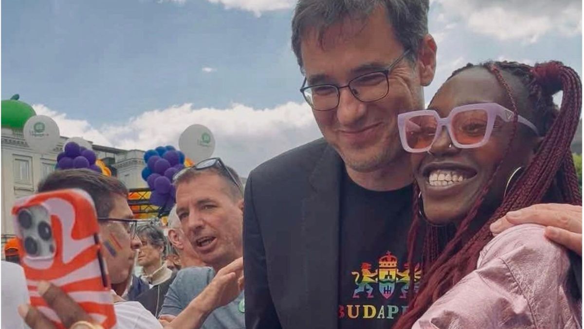Karácsony Gergely a brüsszeli pride-on szórakoztatja az LMBTQ-közösséget