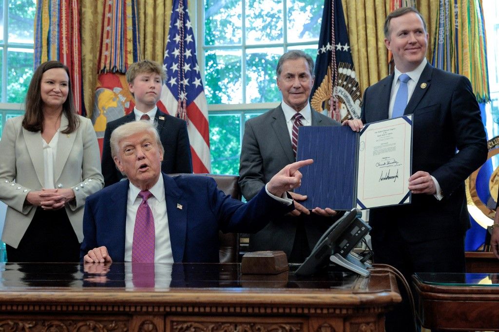 Joe Biden utóda, Donald Trump első száz napját kritizálta az interjúban