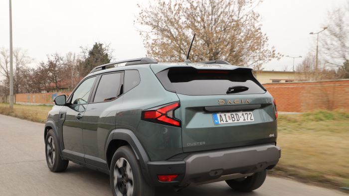 Dacia Duster - Suzuki S-Cross összehasonlító teszt