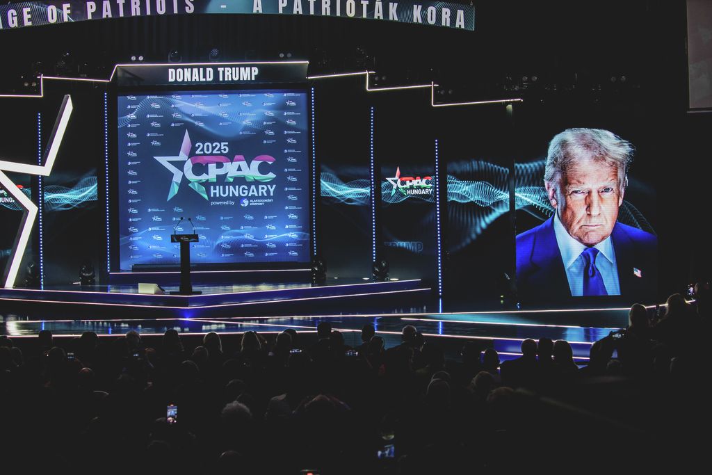 Ben Shapiro Budapestre, a CPAC Hungary-re hozta híres műsorát