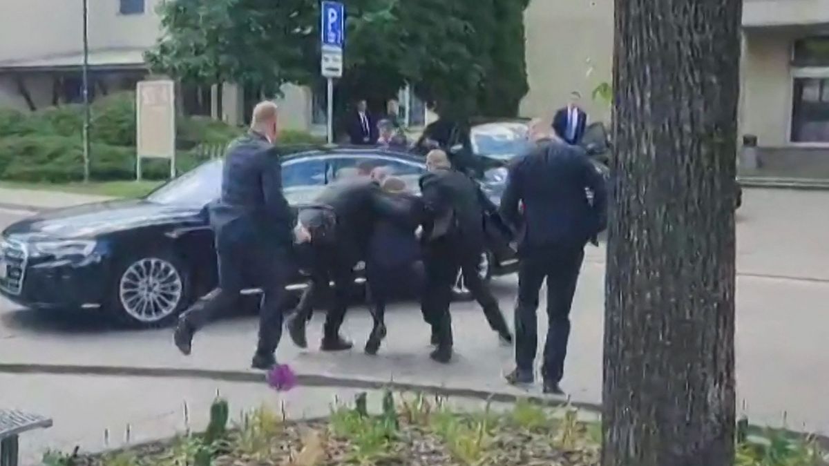 Bíróság elé áll Robert Fico merénylője