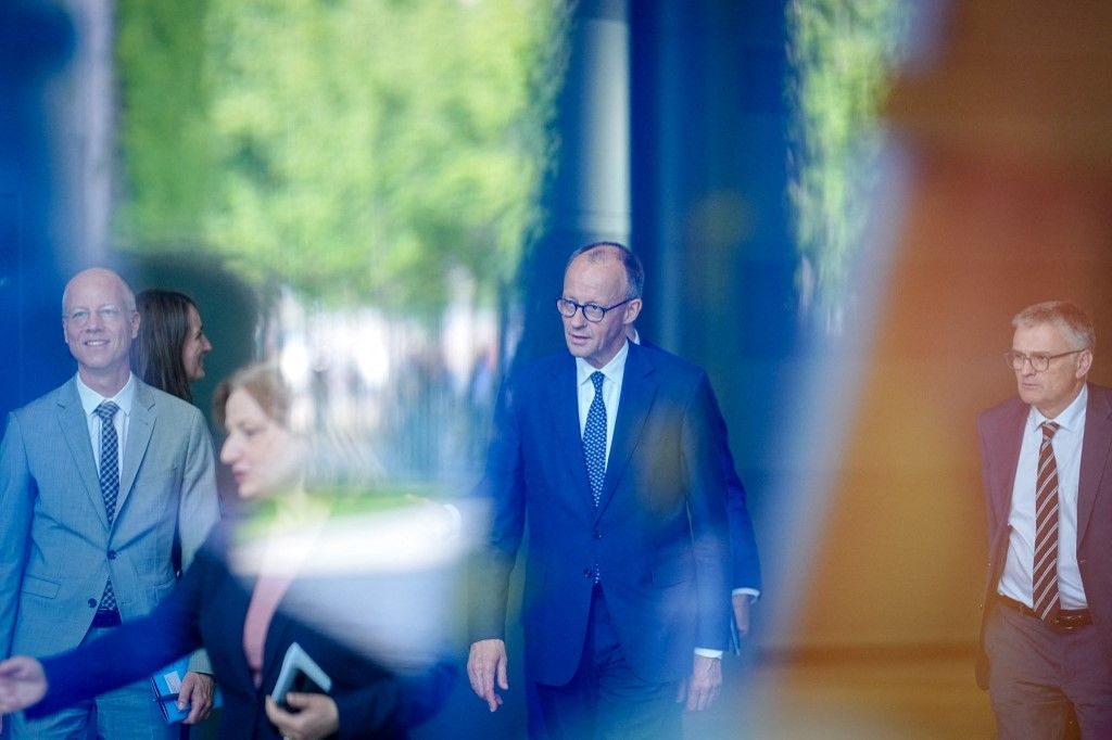 14 May 2025, Berlin: Federal Chancellor Friedrich Merz (2nd from right) awaits the Secretary-General of the United Nations in the Federal Chancellery. Photo: Kay Nietfeld/dpa (Photo by KAY NIETFELD / DPA / dpa Picture-Alliance via AFP)