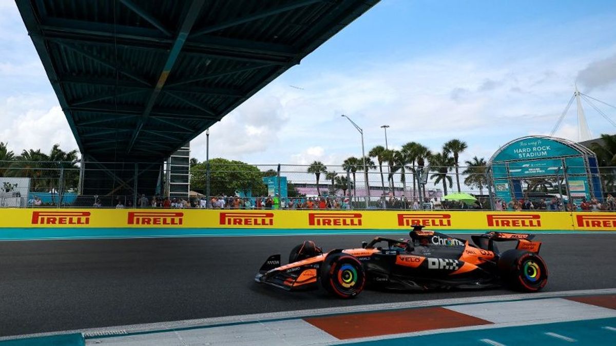 Büntetések után Hamilton búcsúja és Verstappen csodája a Forma–1-es időmérőn