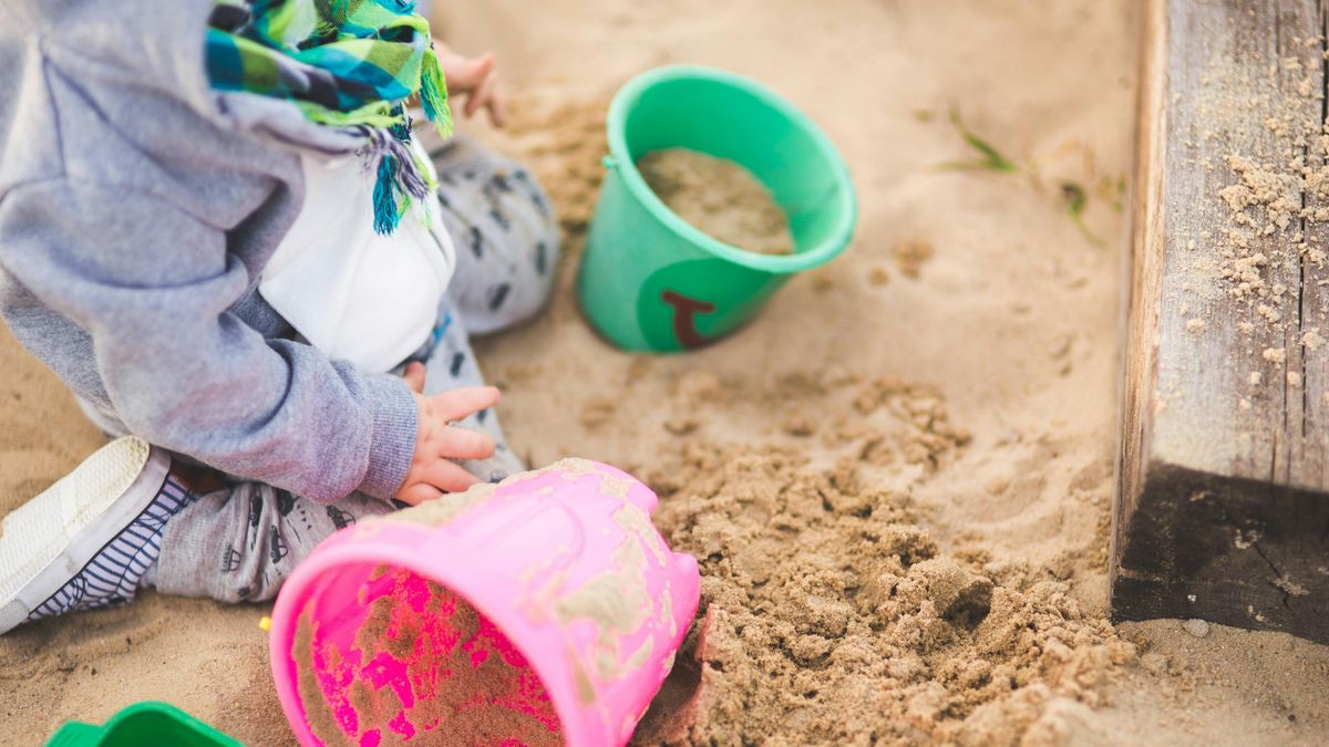 Botrány: a gazdagréti pedofilügyben is érintett, a baloldali önkormányzat most újra kinevezte az újbudai óvodavezetőt