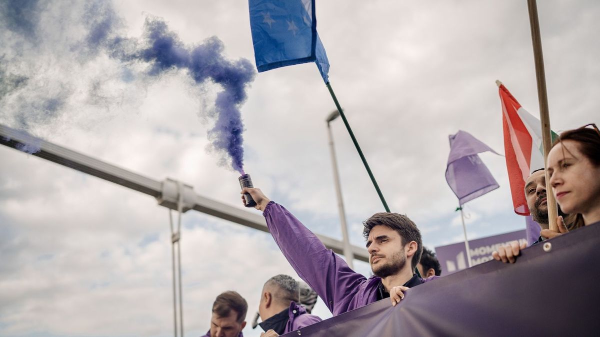 A Momentum elnöke nem adja fel, mégis indulna a választáson?