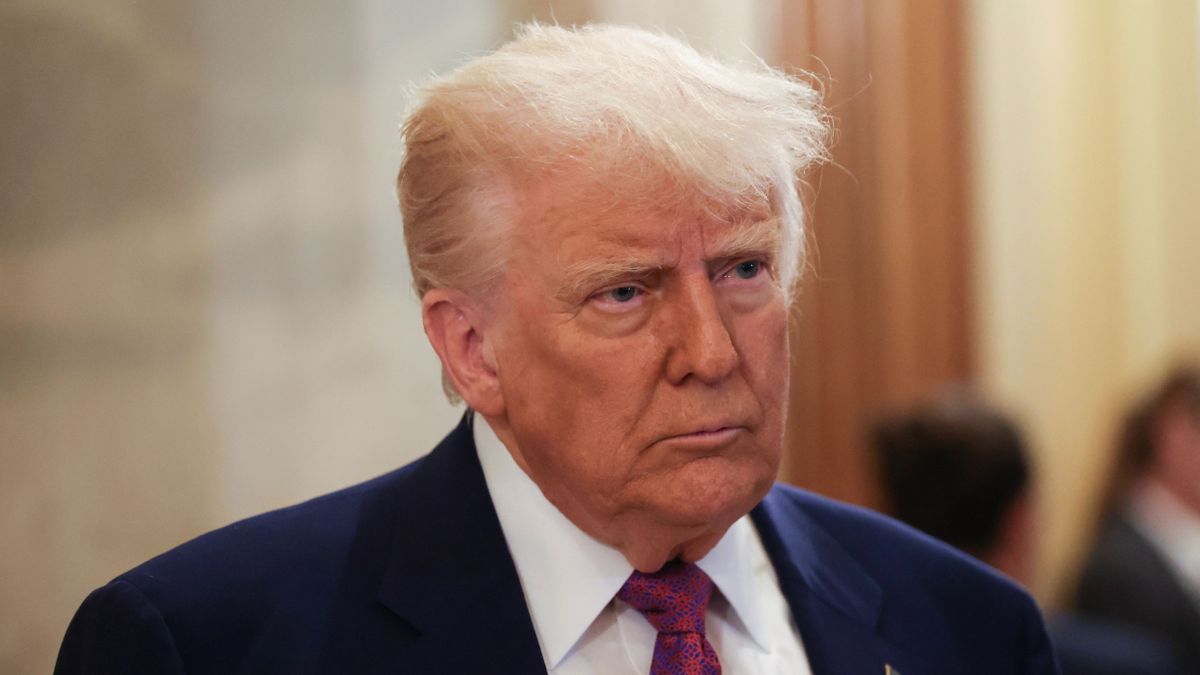 Donald Trump higgadtan tárgyalt, Európa pánikolt