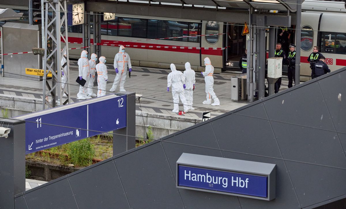 Pénteken a hamburgi főpályaudvaron történt brutális késes támadás